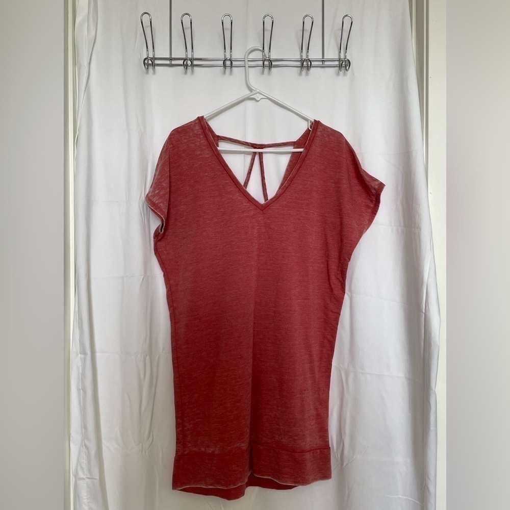 Express One Eleven/ T-shirt dress V-Neck, banded bottom​​​​​​​​​​